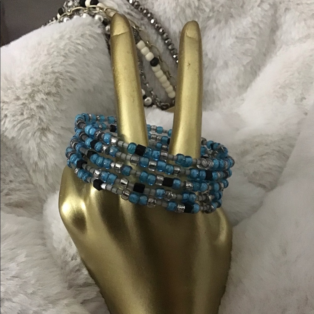 💎 Multi Beaded Bracelet